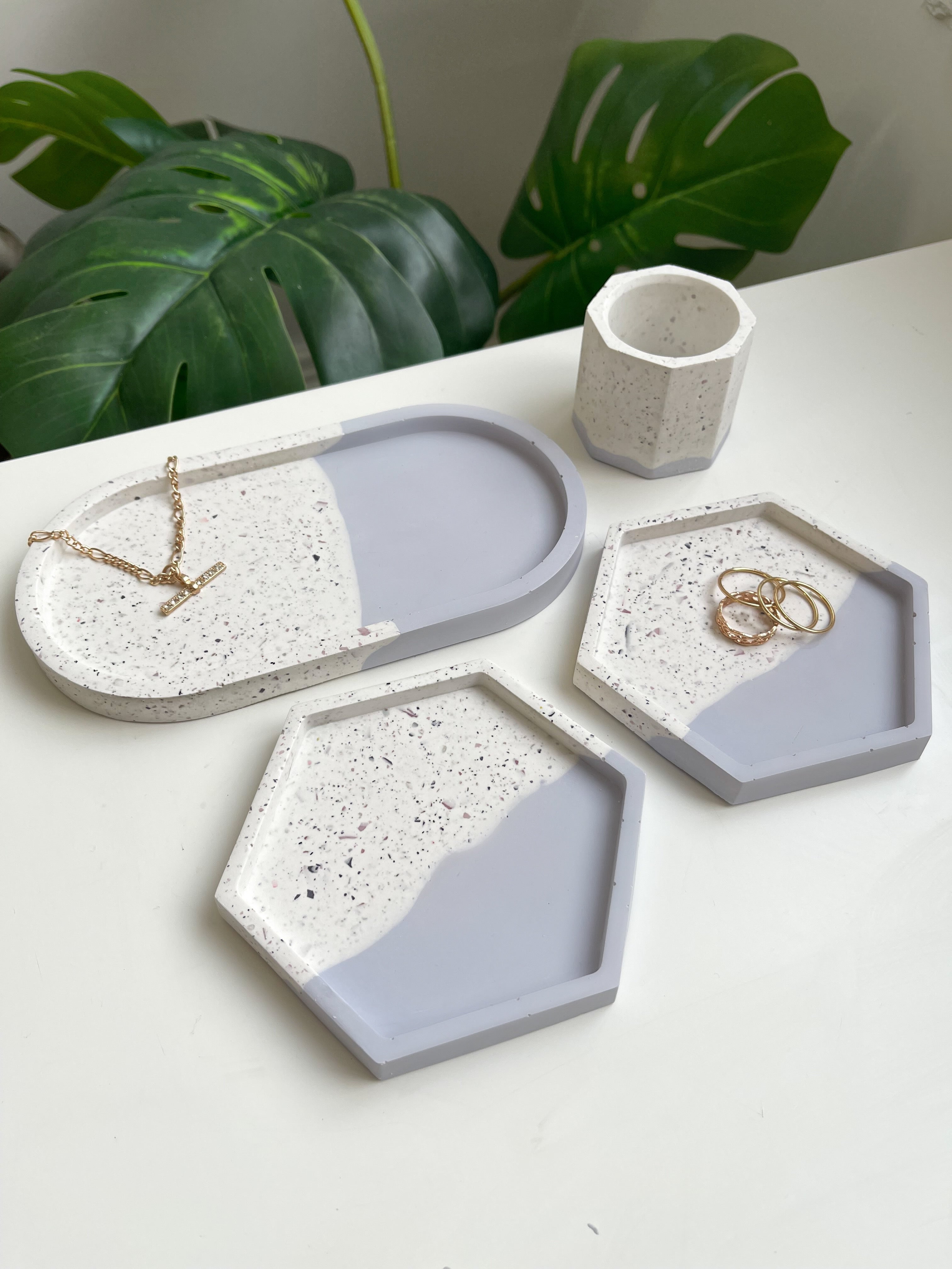 4 Piece Set - Lilac Split